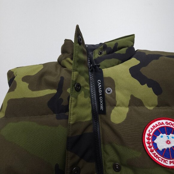 Canada Goose Freestyle Vest in Camo - Picture 12 of 14